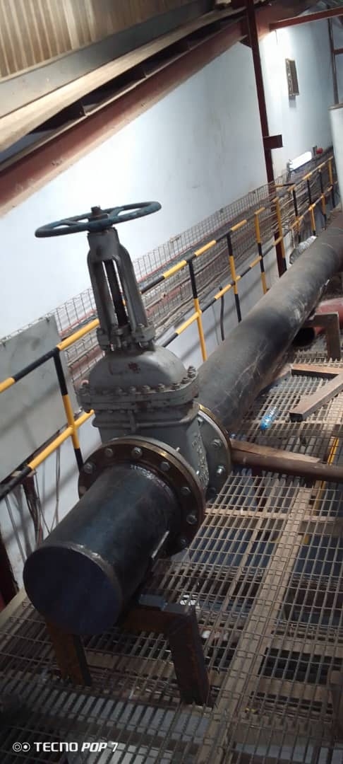 Large vertical mechanical system control valve unit