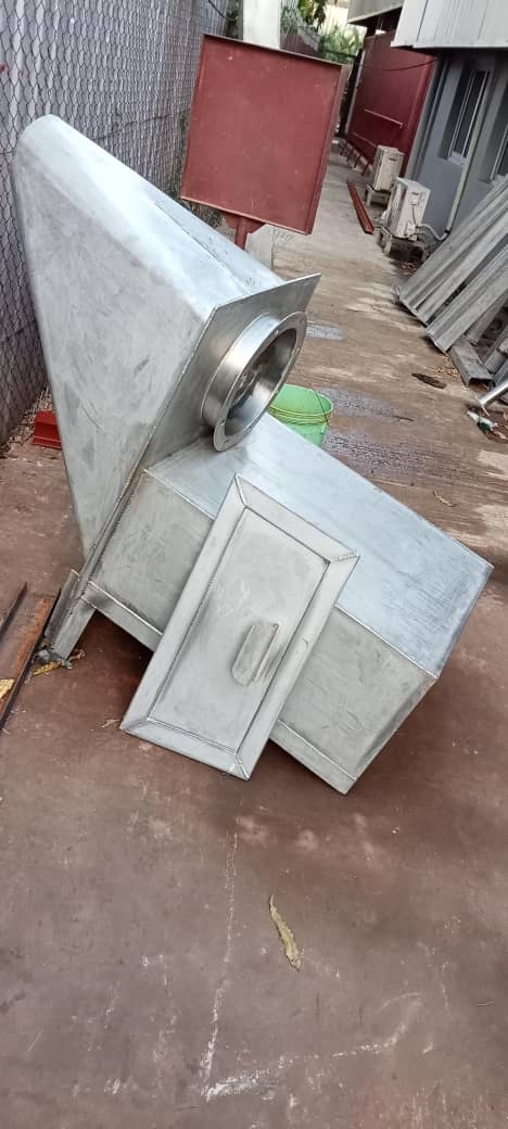 Mechanical separation processing chute assembly